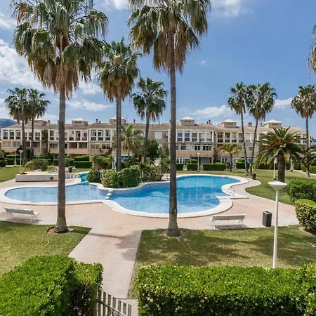 Apartment Gorgeous 2-bed Near The Beach