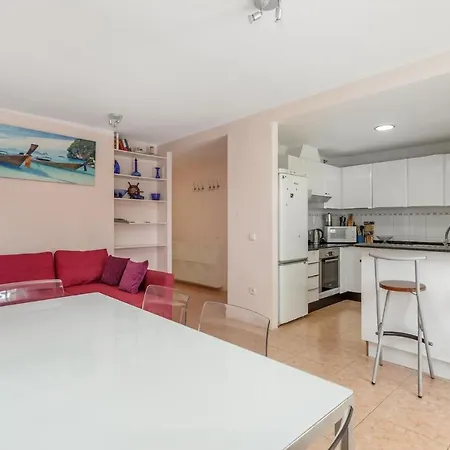 Gorgeous 2-bed Near The Beach * Denia