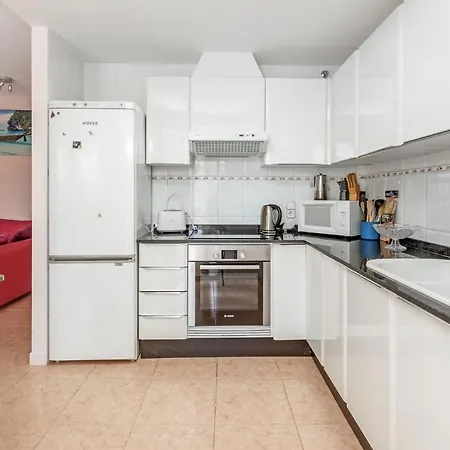 Gorgeous 2-bed Near The Beach Apartment Denia